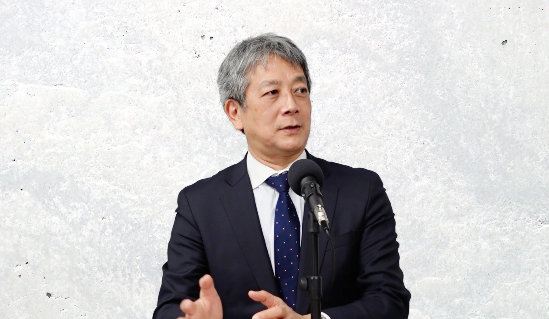崎間 憲和